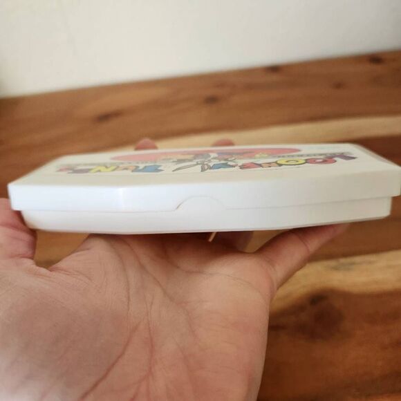 Looney tunes armitron collectibles cream case Warner Bros 1994 vintage bugs Twee - Picture 2 of 4